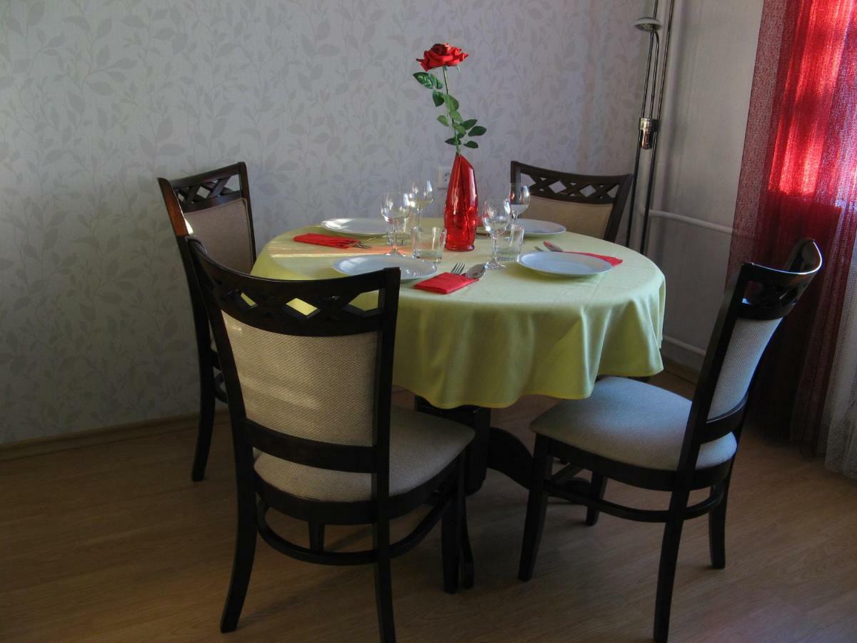 Gratarre Apartment Kuressaare Eksteriør bilde